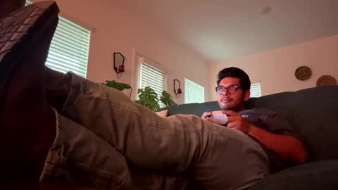 sebasbilbao7 online show from 04-17-26, 12:57