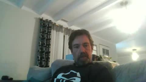 Snapshot of sebast16 chatting on 12-01-25, 11:21 sebast16 online show from 12-01-25, 11:21