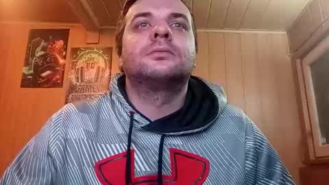 Snapshot of sebastian93118 chatting on 10-20-25, 01:17 sebastian93118 online show from 10-20-25, 01:17