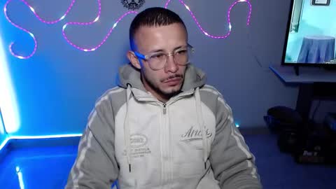 Sebastian online show from 10-18-25, 12:28