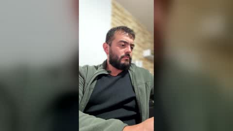 Snapshot of sebastian_ferreira chatting on 01-06-26, 06:33 sebastian_ferreira online show from 01-06-26, 06:33