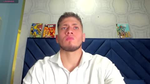 Snapshot of sebastianmaximoff chatting on 11-12-25, 06:52 Sebastian online show from 11-12-25, 06:52