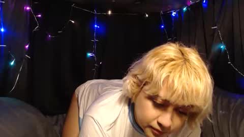 Sebastian online show from 11-04-25, 03:27