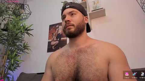 Snapshot of sebastianvilla__ chatting on 11-15-25, 11:54 Instagram jeanpaulfit online show from 11-15-25, 11:54