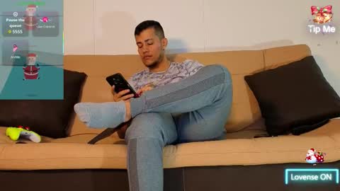 Sebas online show from 12-20-25, 11:56