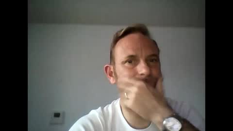 Snapshot of sebelcaballerofrances chatting on 10-25-25, 04:24 sebelcaballerofrances online show from 10-25-25, 04:24