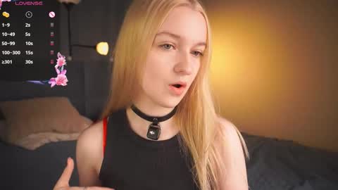 Rina online show from 11-18-25, 08:46