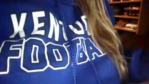 Sunny online show from 10-20-25, 02:56