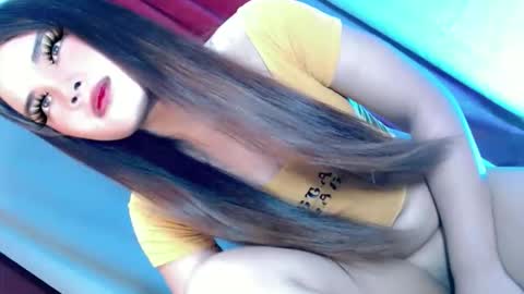 kwen online show from 11-18-25, 06:01