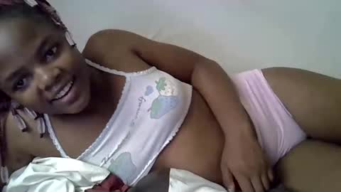 Snapshot of secret_seducer chatting on 12-20-25, 09:05 cruce online show from 12-20-25, 09:05