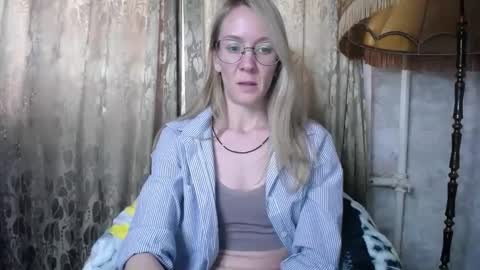 Snapshot of secretcandy222 chatting on 02-23-25, 08:17 secretcandy222 online show from 02-23-25, 08:17