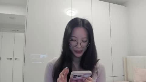 Angela online show from 12-19-25, 12:06