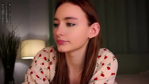 Snapshot of secrethustle chatting on 01-12-26, 11:26 Lily online show from 01-12-26, 11:26