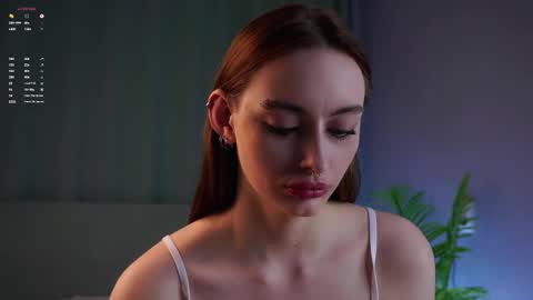 Snapshot of secrethustle chatting on 02-05-26, 02:00 Lily online show from 02-05-26, 02:00