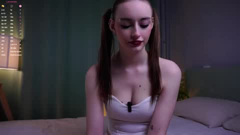 Snapshot of secrethustle chatting on 03-01-26, 02:19 Lily online show from 03-01-26, 02:19