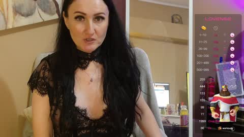 Snapshot of secretmistress01 chatting on 01-12-25, 03:25 Mariot Mery for short ..never call me PET NAMES in FREECHAT mom momy baby or sweety online show from 01-12-25, 03:25