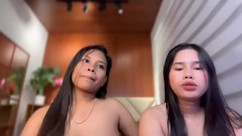 Snapshot of seductive_elle chatting on 01-13-26, 12:54 ellie online show from 01-13-26, 12:54