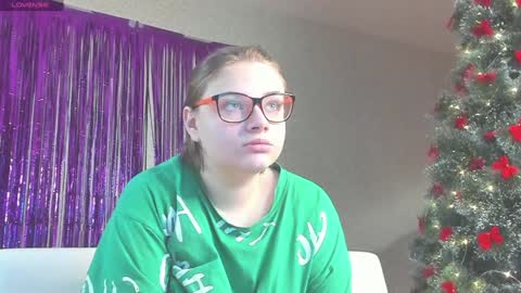 seductive_she_wolf online show from 12-29-24, 09:17