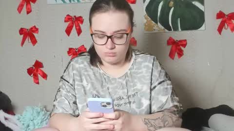 seductive_she_wolf online show from 12-15-25, 06:12