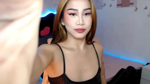 Vanessa online show from 02-11-26, 04:23