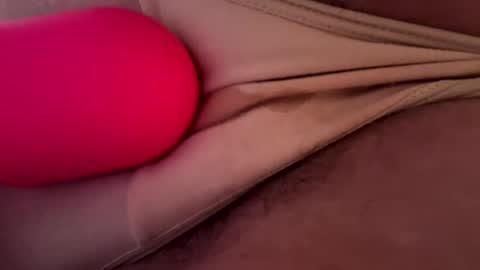 seductivekittydeluxe online show from 09-23-25, 05:21