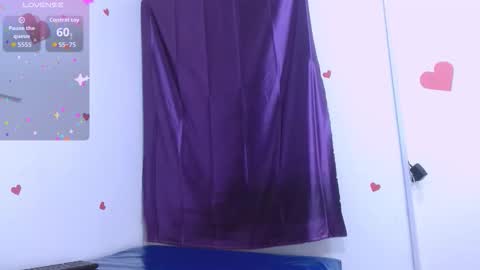 Estefany online show from 11-02-25, 05:10