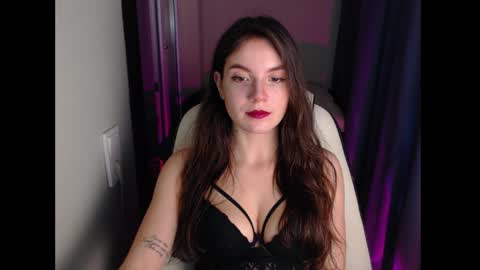 Emily online show from 03-11-25, 11:55