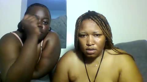 seexy_swiry online show from 09-12-25, 08:03