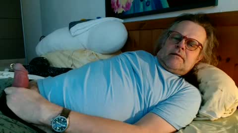 sehr_gespannt online show from 02-26-25, 08:15