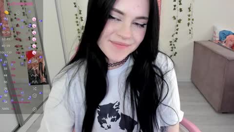 Snapshot of selena___cute chatting on 02-07-25, 07:50 Selena online show from 02-07-25, 07:50