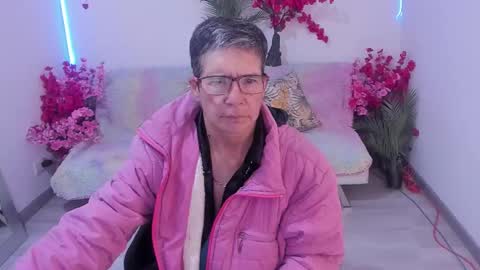 Selena online show from 09-17-25, 11:34