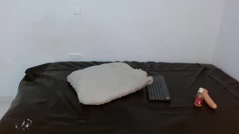 selena_fox7 online show from 03-01-25, 11:15