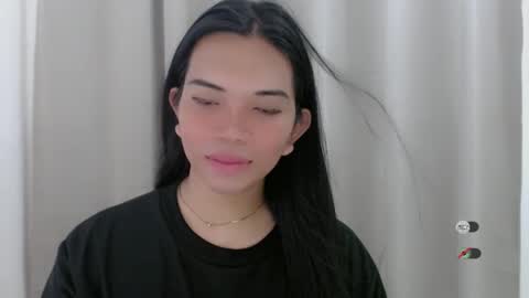 Selena online show from 01-06-25, 12:27