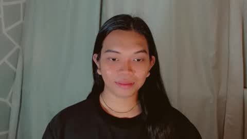 Snapshot of selena_fuckdoll chatting on 02-06-26, 02:09 Selena online show from 02-06-26, 02:09