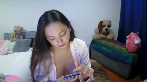 selena shadow online show from 12-04-24, 04:32