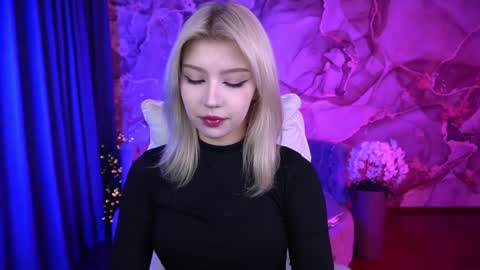 Snapshot of selenairis chatting on 10-01-25, 06:19 selenairis online show from 10-01-25, 06:19