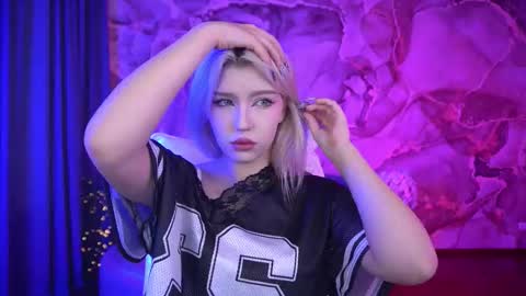 Snapshot of selenairis chatting on 10-17-25, 07:33 selenairis online show from 10-17-25, 07:33