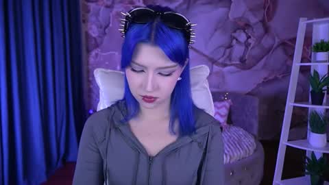 Snapshot of selenairis chatting on 11-13-25, 09:47 selenairis online show from 11-13-25, 09:47