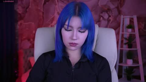 selenairis online show from 12-17-25, 09:43