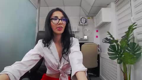 selenajoy_ online show from 11-25-25, 07:41