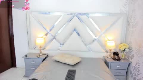 Selena reyess online show from 01-06-26, 12:20