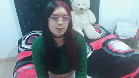 Snapshot of seleneg chatting on 12-29-24, 12:09 Selene G online show from 12-29-24, 12:09