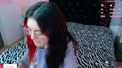 Snapshot of seleneg chatting on 09-16-25, 06:03 Selene G online show from 09-16-25, 06:03