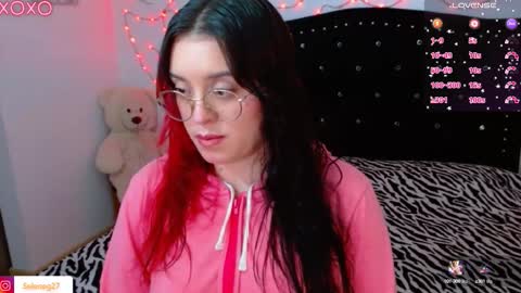 Snapshot of seleneg chatting on 09-20-25, 06:14 Selene G online show from 09-20-25, 06:14