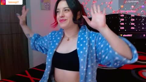 Selene G  online show from 11-28-25, 06:38