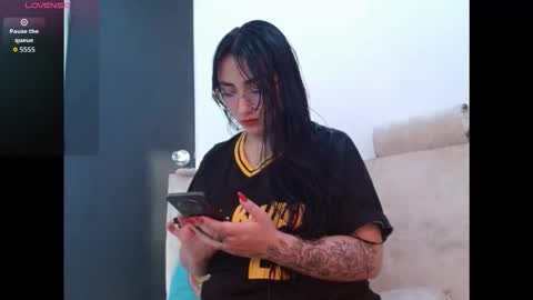 Selene online show from 11-03-25, 04:19