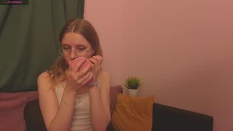 Ashley online show from 10-04-25, 07:56