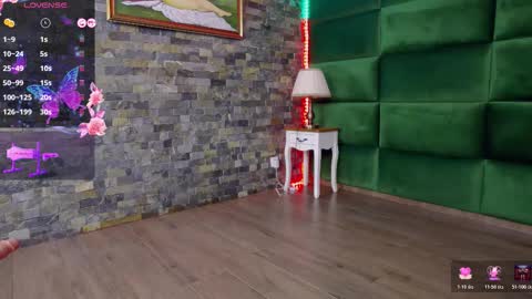 Selen online show from 02-26-26, 08:19