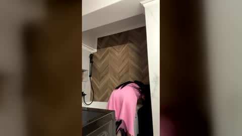 Selin online show from 12-16-25, 08:19