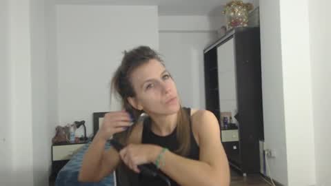 Snapshot of sellena_angels chatting on 02-13-25, 10:12 sellena_angels online show from 02-13-25, 10:12
